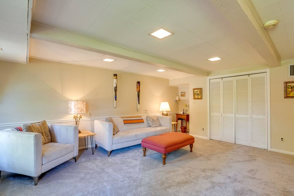 Photo of Bedroom in Broadmoor
