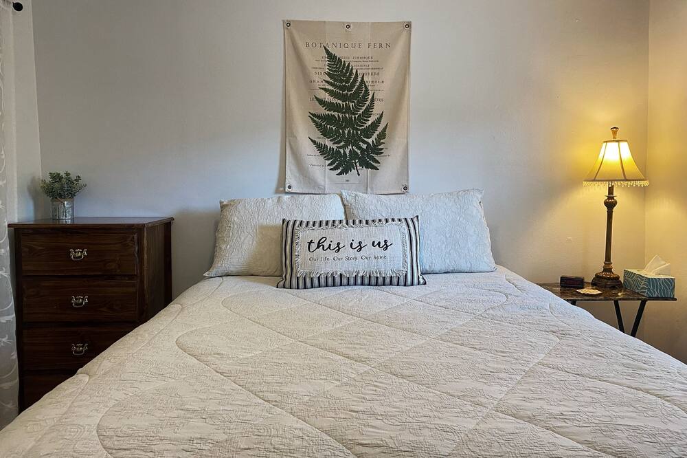 Photo of Bedroom in Painton