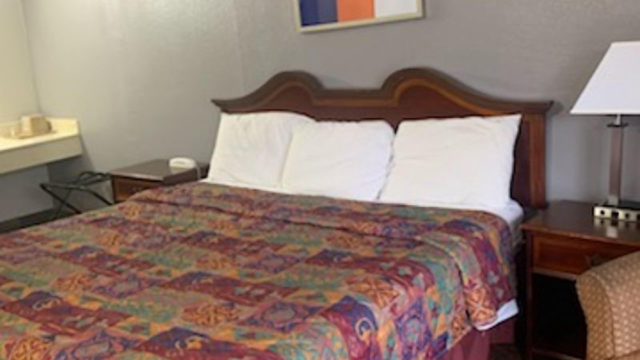 Photo of Bedroom in Americus