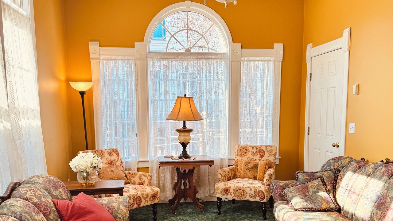 Photo of Livingroom in Peterson