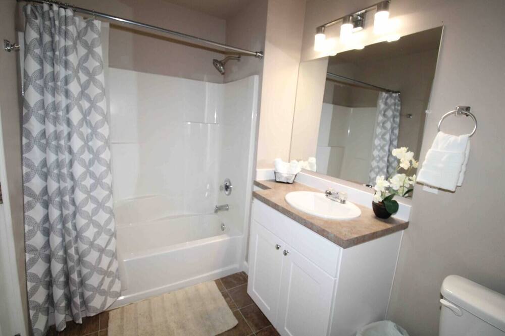 Photo of Bathroom in University District