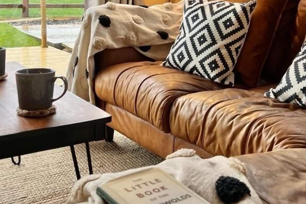 Photo of Livingroom in Gloucester