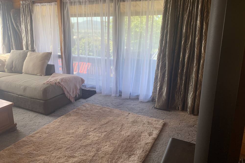 Photo of Livingroom in Rotorua