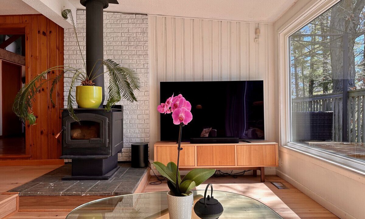 Photo of Livingroom in Frontenac