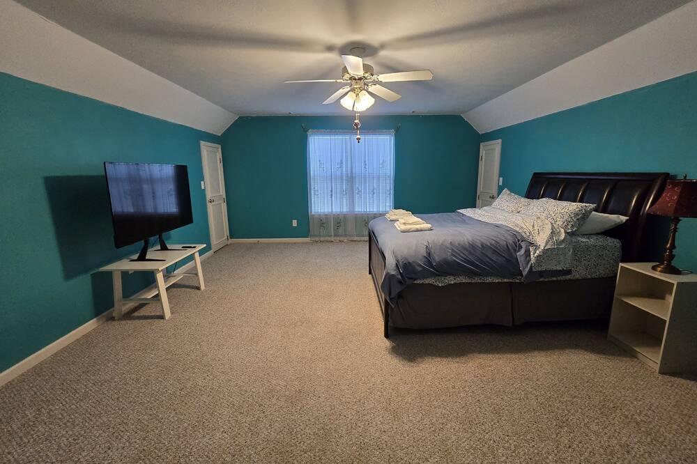 Photo of Bedroom in Evans