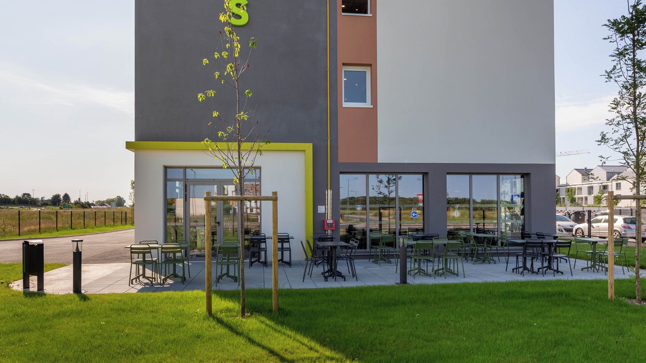 Photo of Patio Balcony in Saran