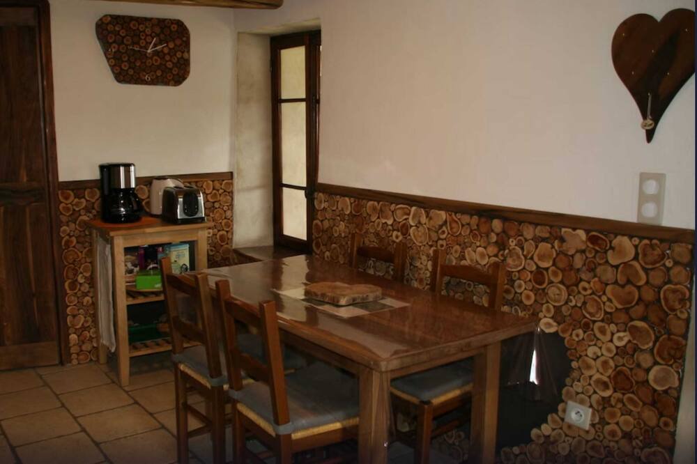 Photo of Livingroom in Braux