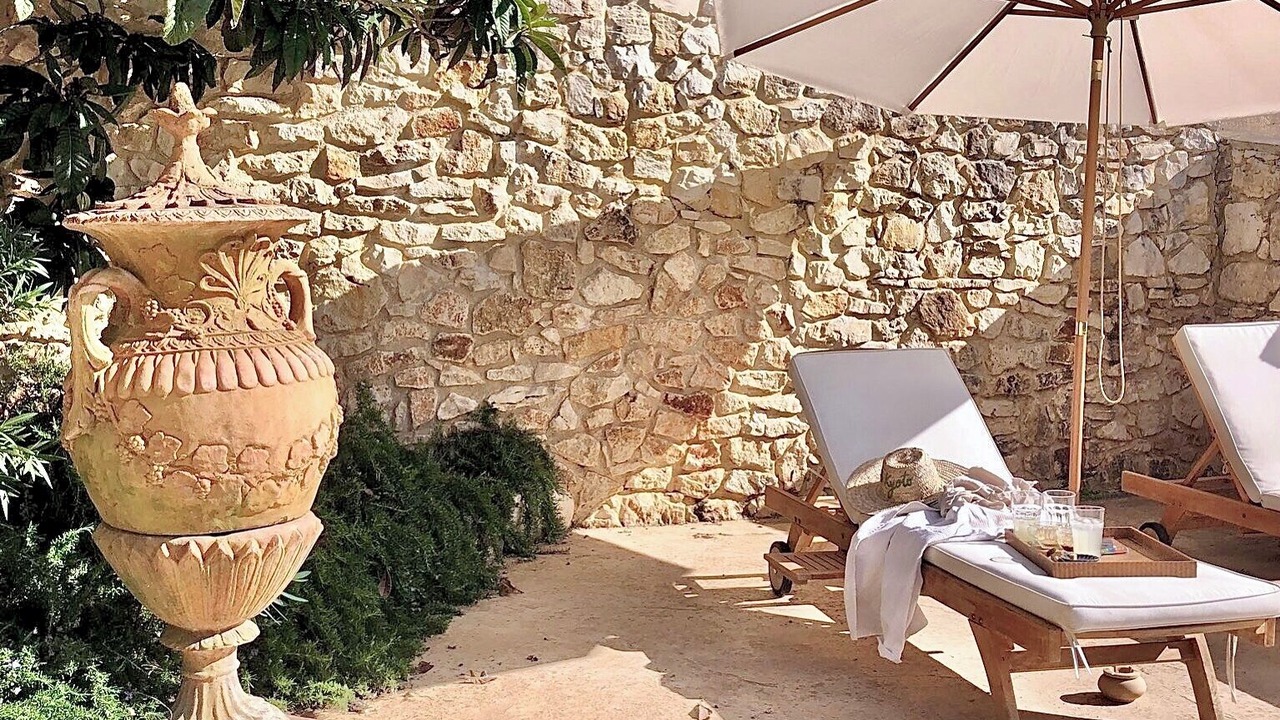 Photo of Outdoor in Dions