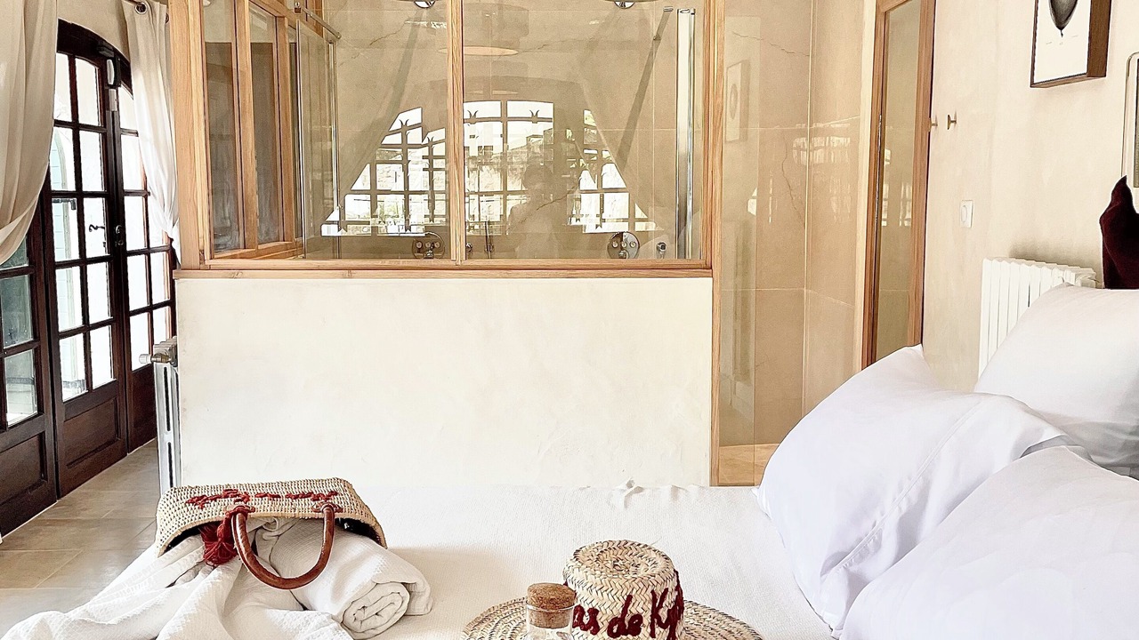 Photo of Bedroom in Dions