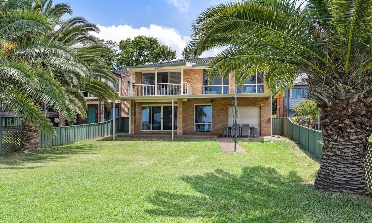 Photo of Outdoor in Charmhaven