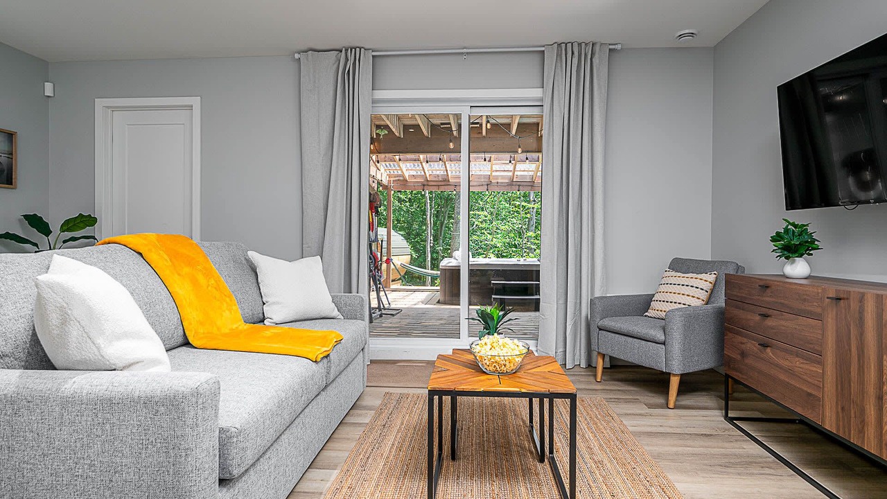 Photo of Livingroom in Pine Hill