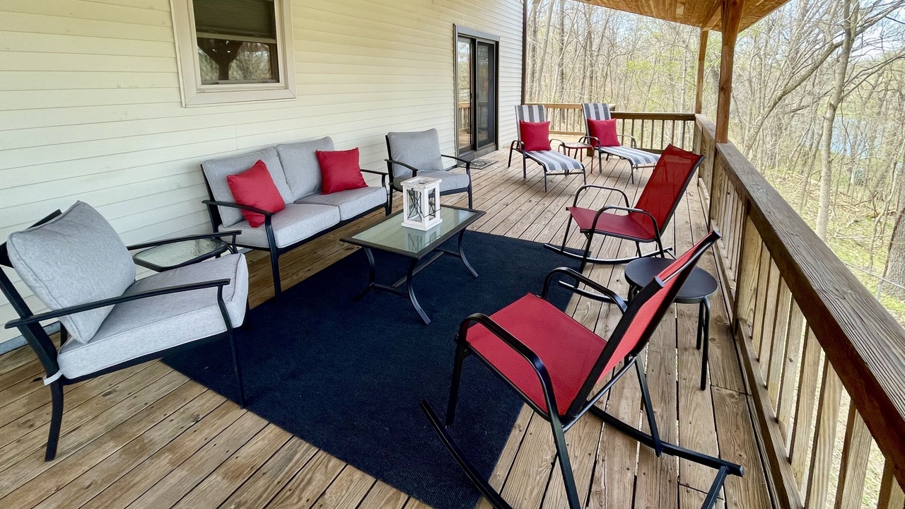 Photo of Patio Balcony in Mammoth Spring