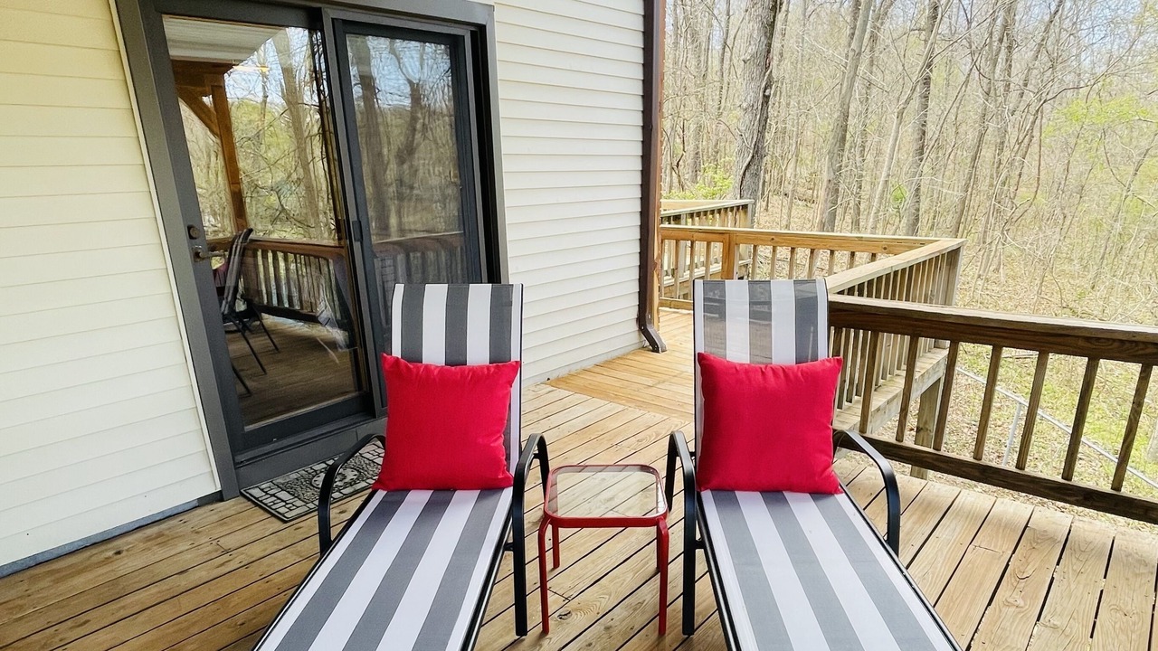 Photo of Patio Balcony in Mammoth Spring