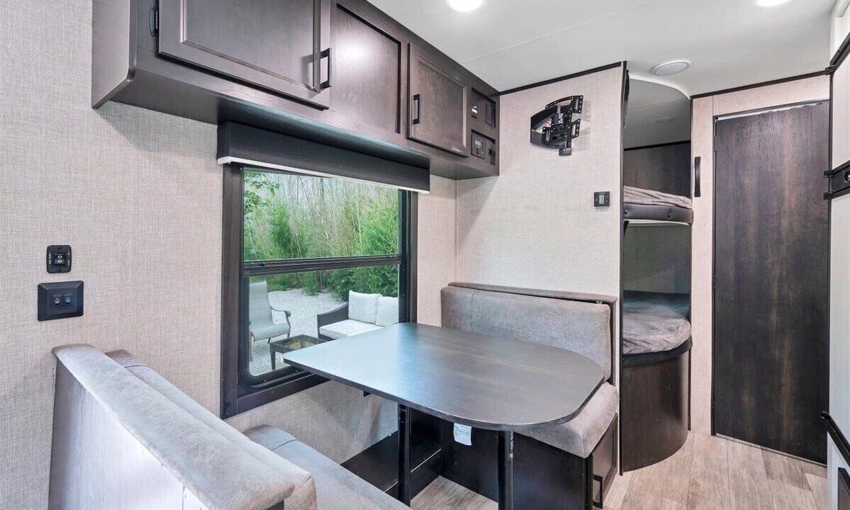Photo of Kitchen in Apache Shores