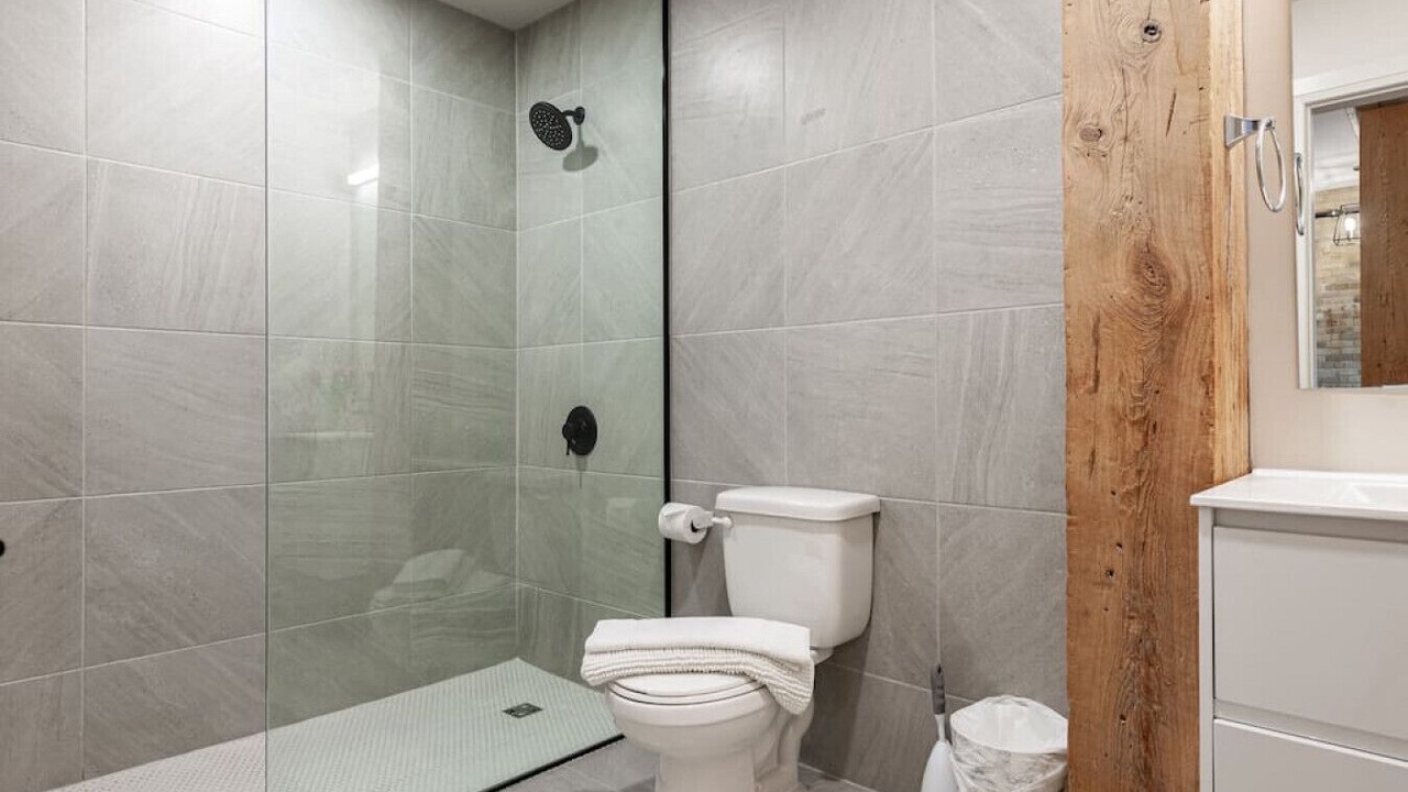 Photo of Bathroom in Stratford