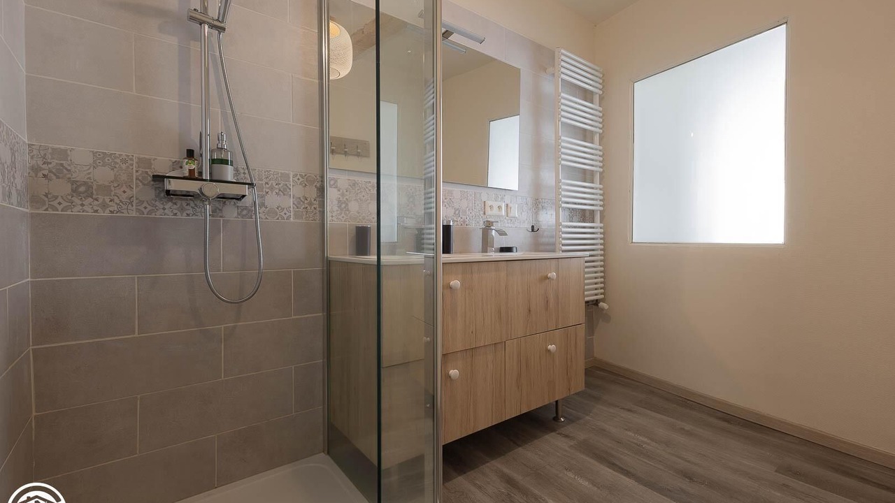 Photo of Bathroom in Vic-le-Comte