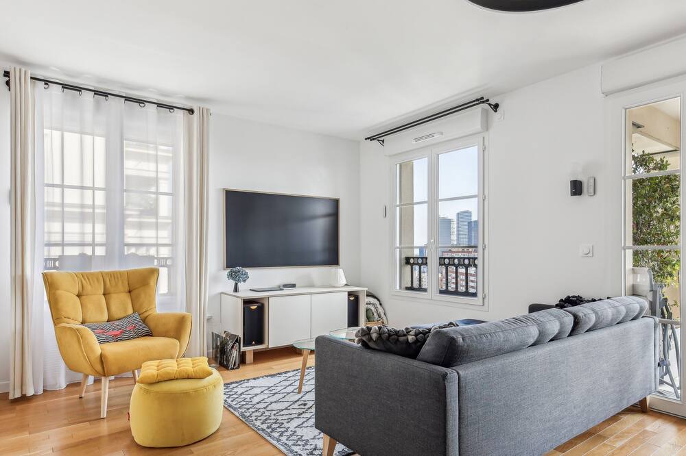 Photo of Livingroom in Puteaux