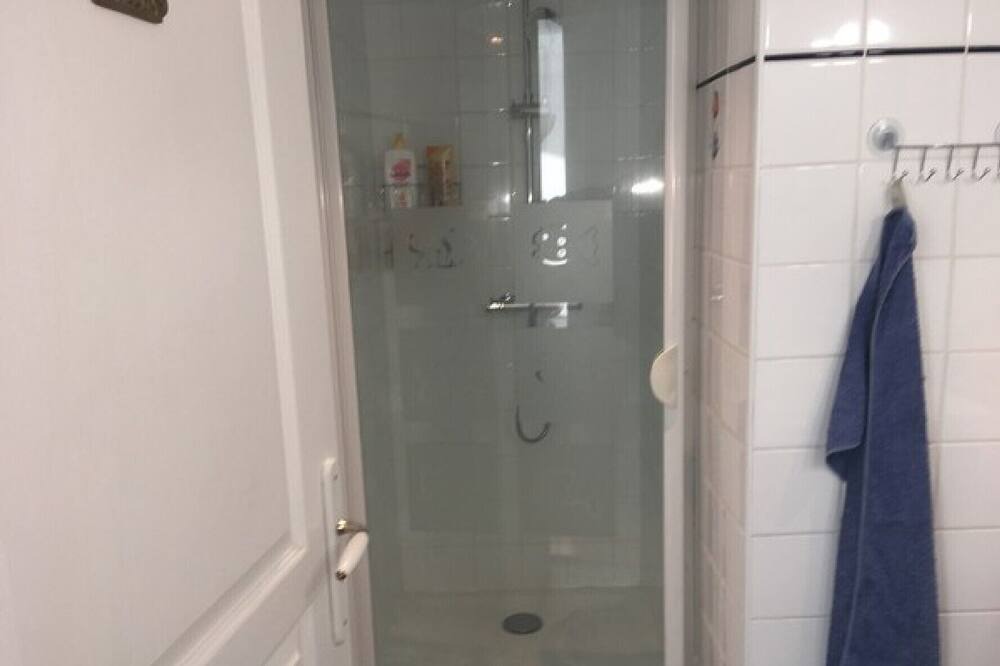 Photo of Bathroom in Finistere