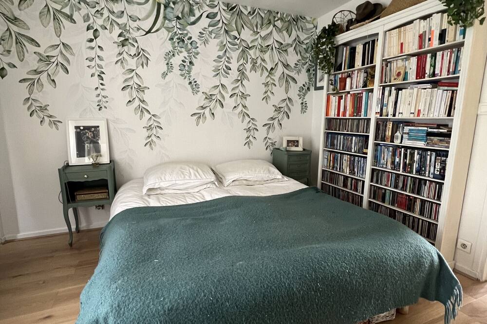 Photo of Bedroom in Clichy