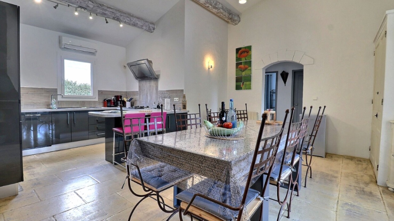 Photo of Kitchen in Salavas