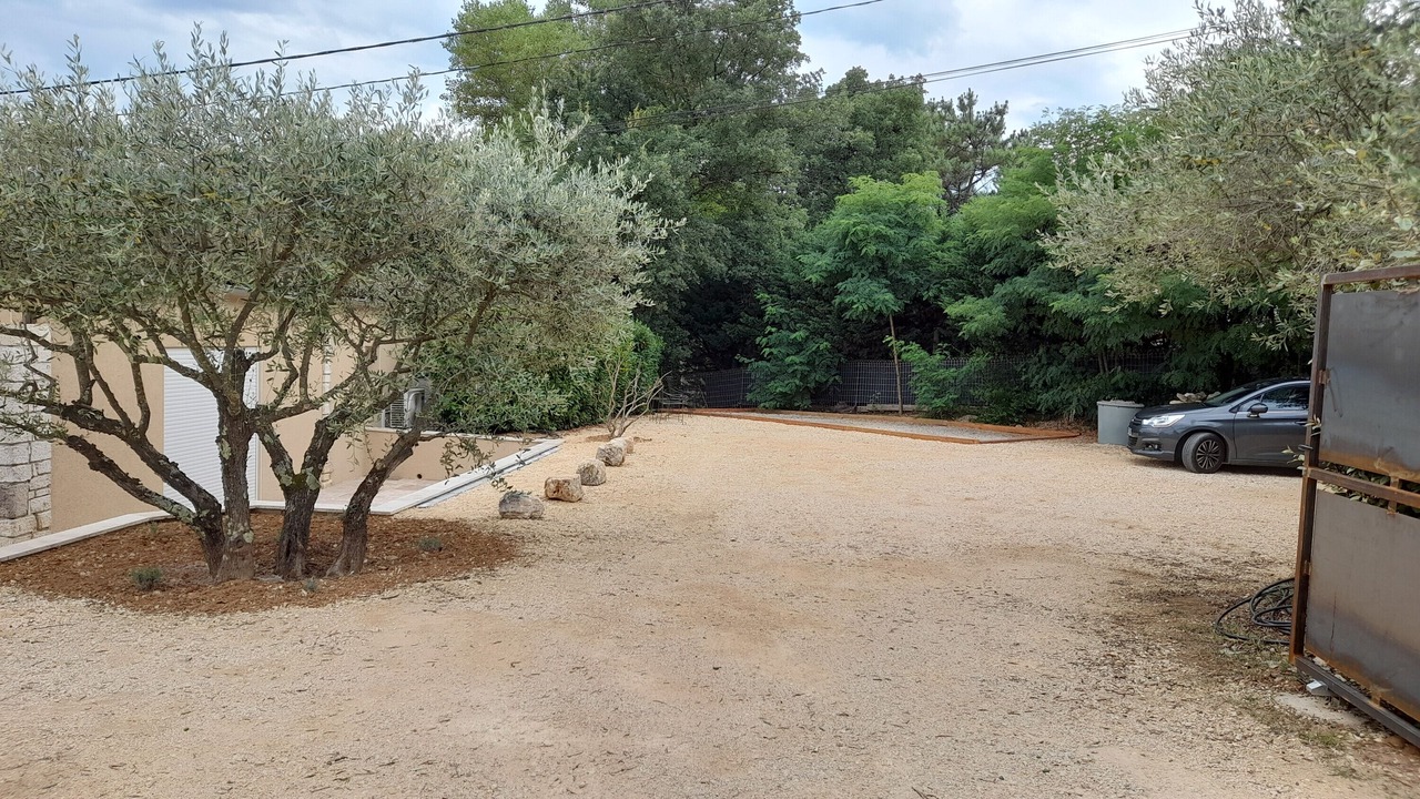 Photo of Outdoor in Salavas