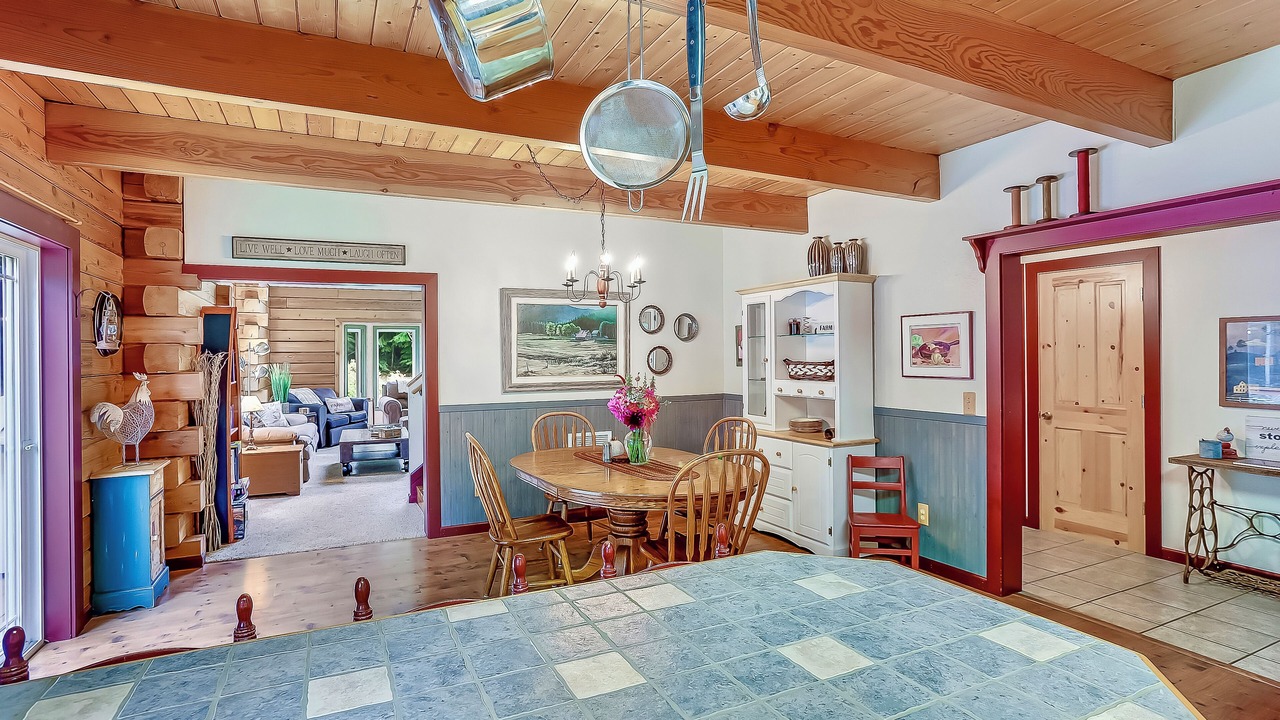 Photo of Others in Forks