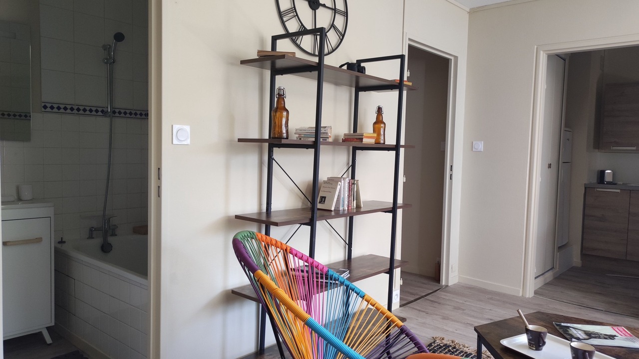 Photo of Others in Flace