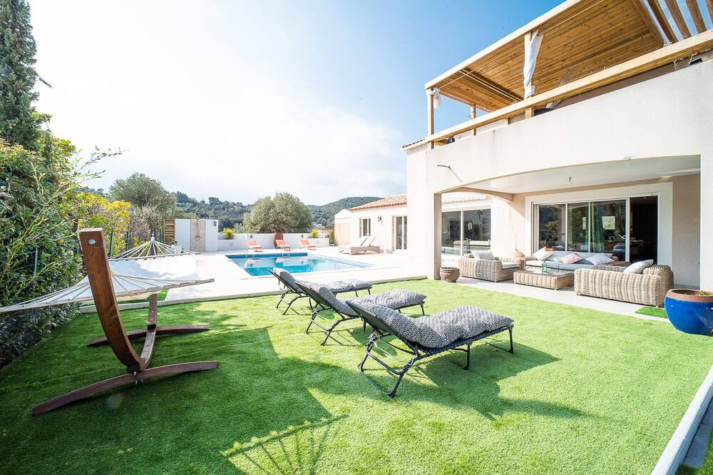 Photo of Outdoor in Vives