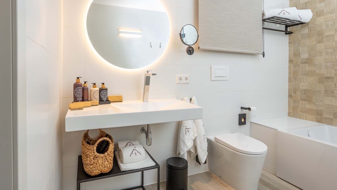 Photo of Bathroom in Calderon