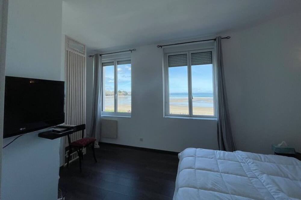 Photo of Bedroom in Finistere