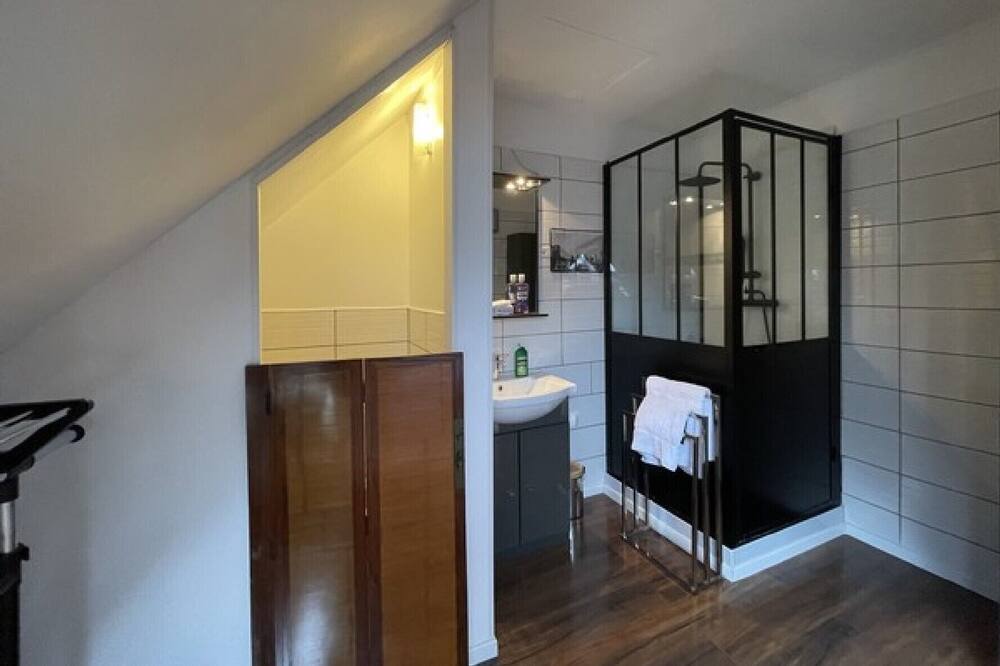 Photo of Bathroom in Finistere