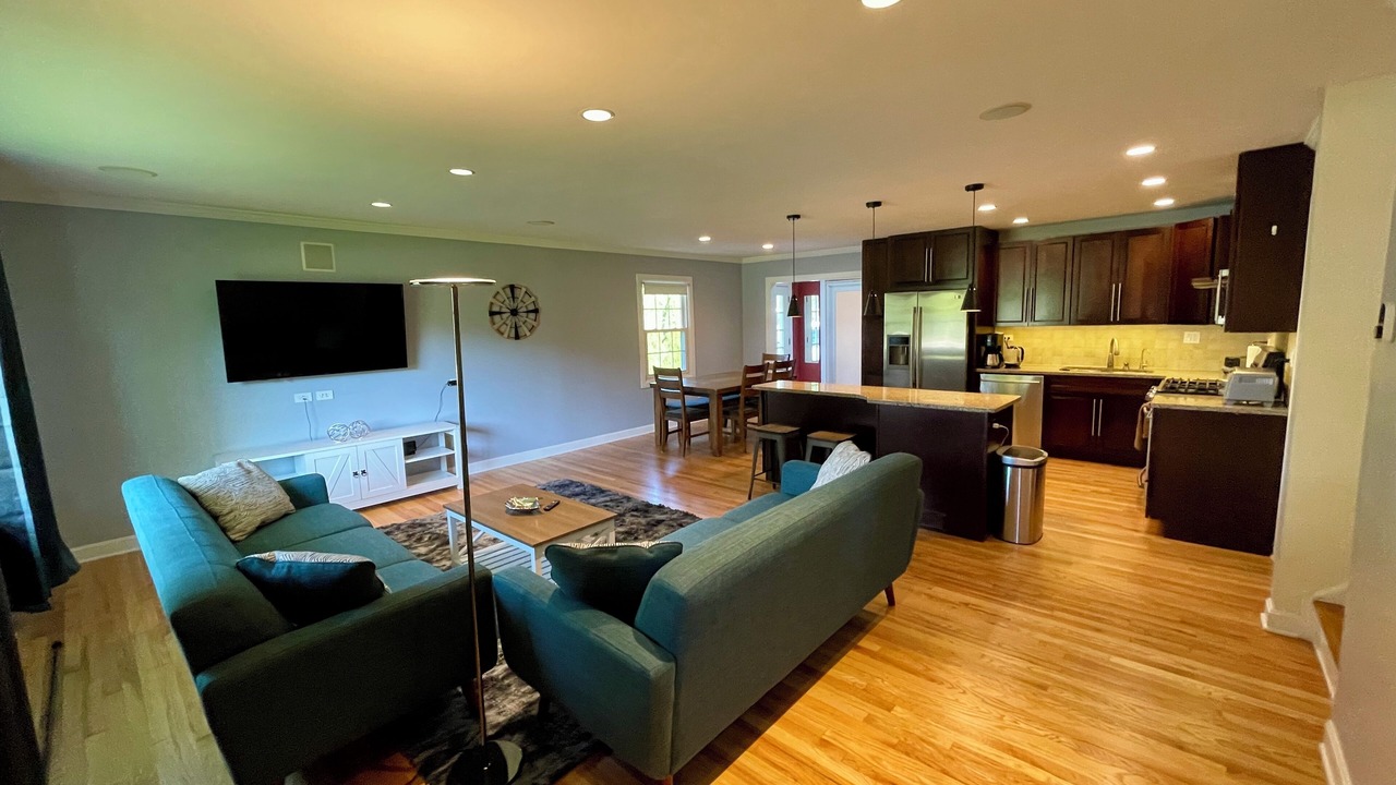 Photo of Others in Darien