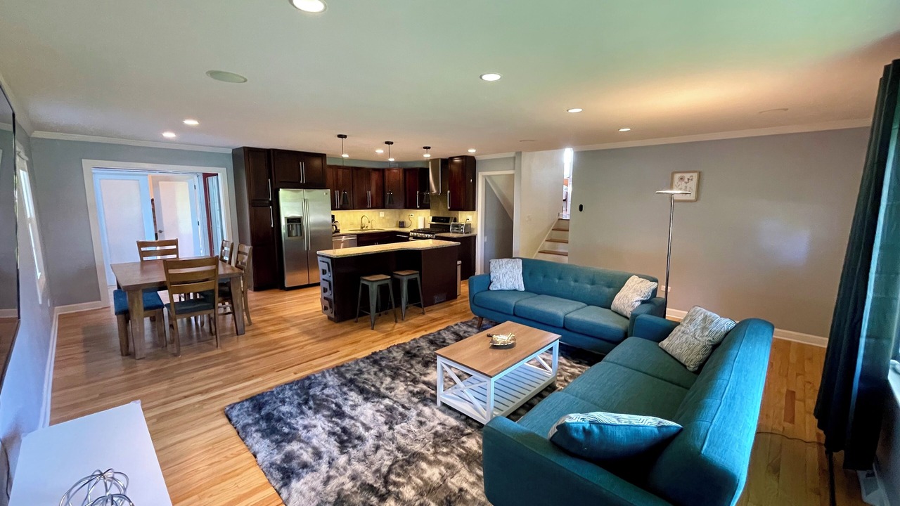 Photo of Others in Darien