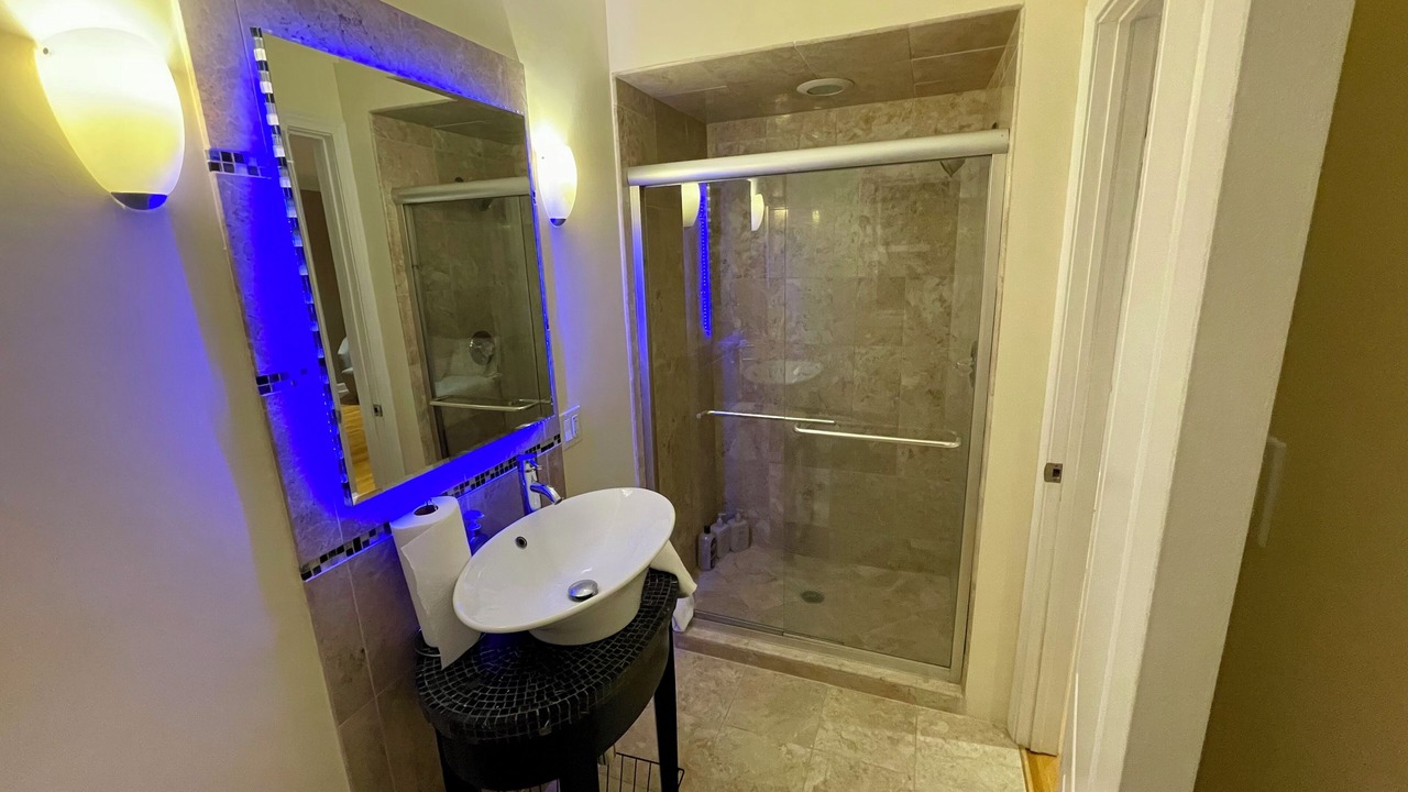 Photo of Others in Darien