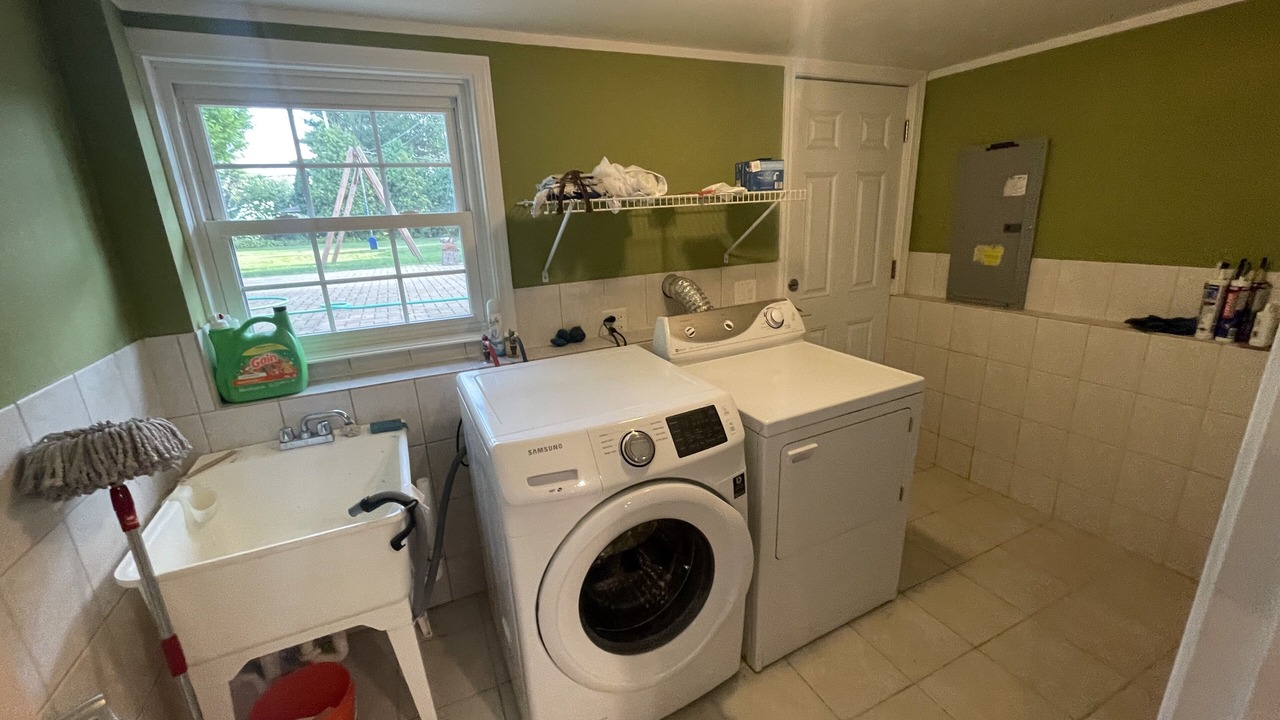 Photo of Others in Darien