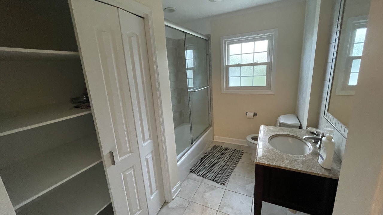 Photo of Others in Darien