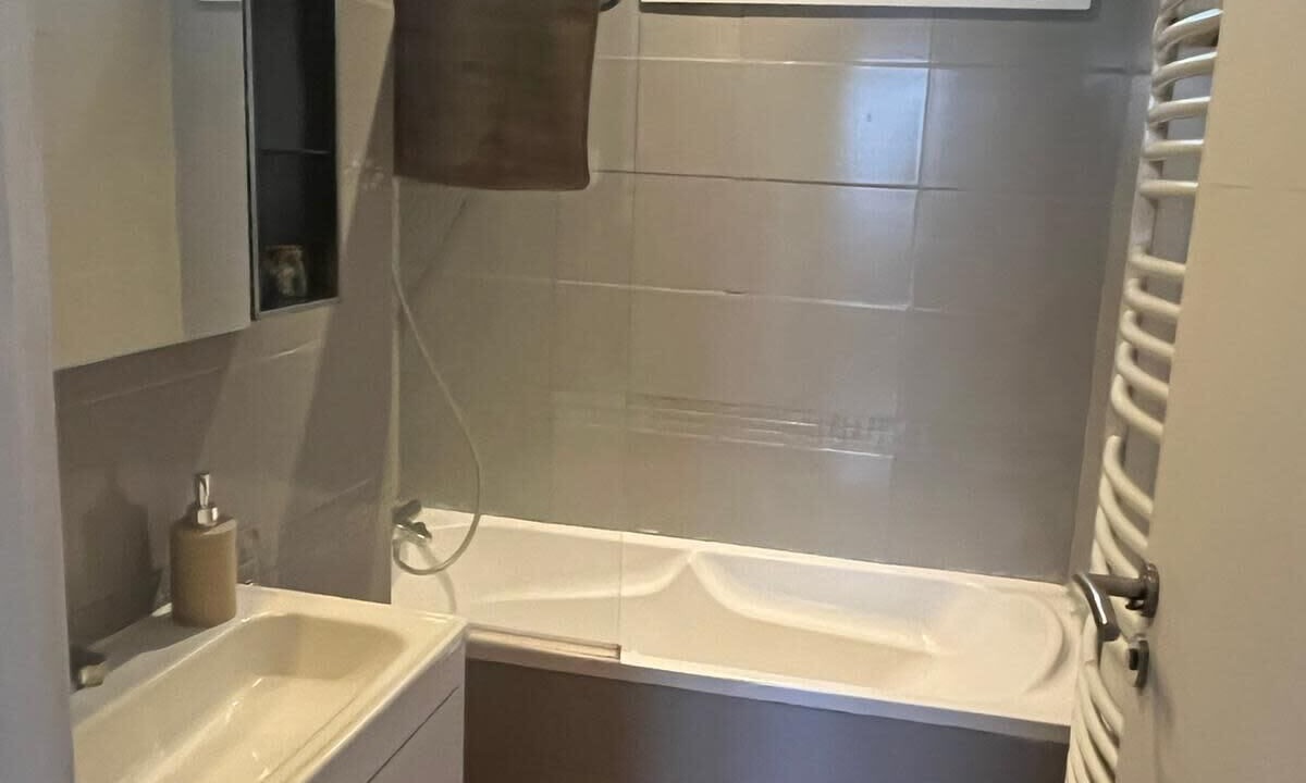 Photo of Others in Bellamy-Barbin