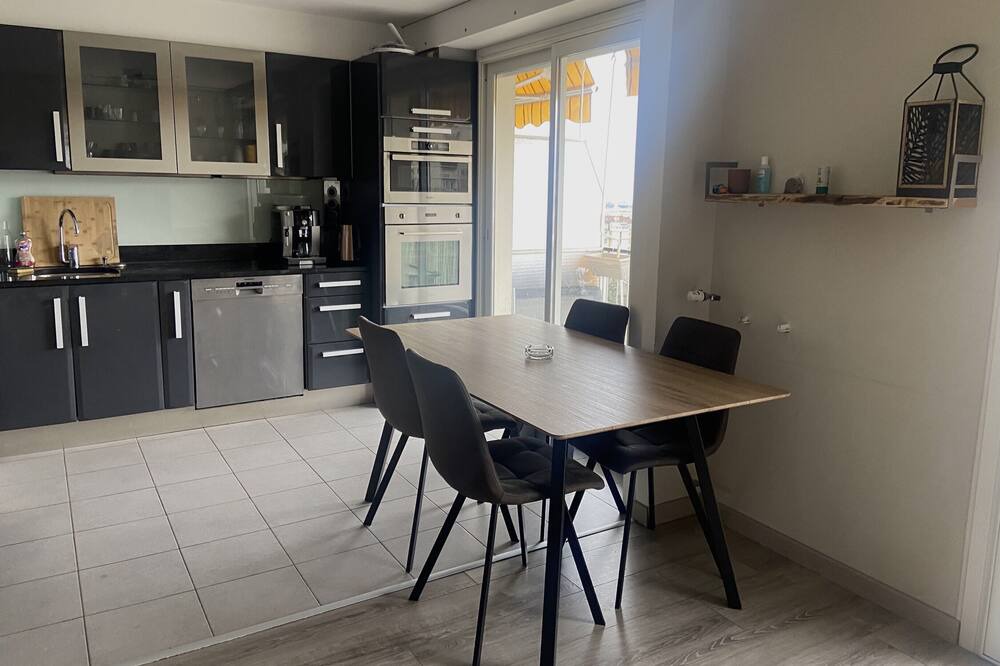 Photo of Kitchen in Saint Maurice