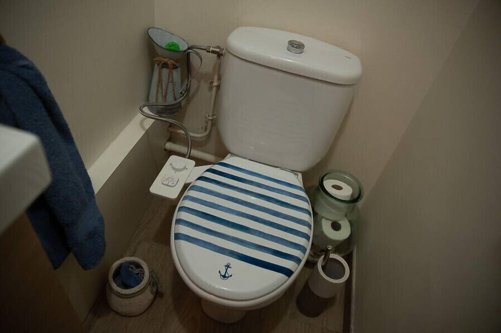 Photo of Bathroom in Bagnolet