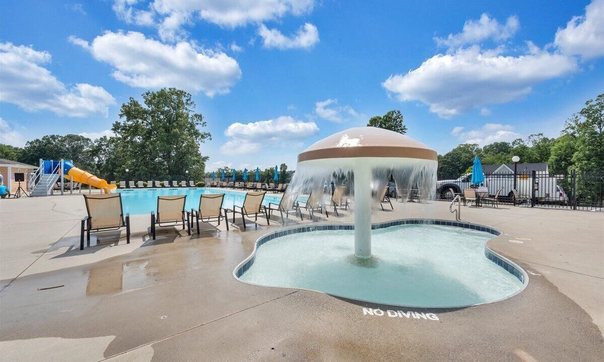 Photo of Outdoor in Smith Mountain Lake