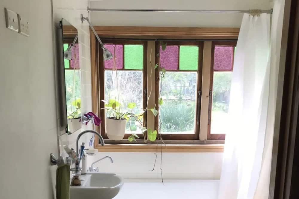 Photo of Bathroom in Mulbring