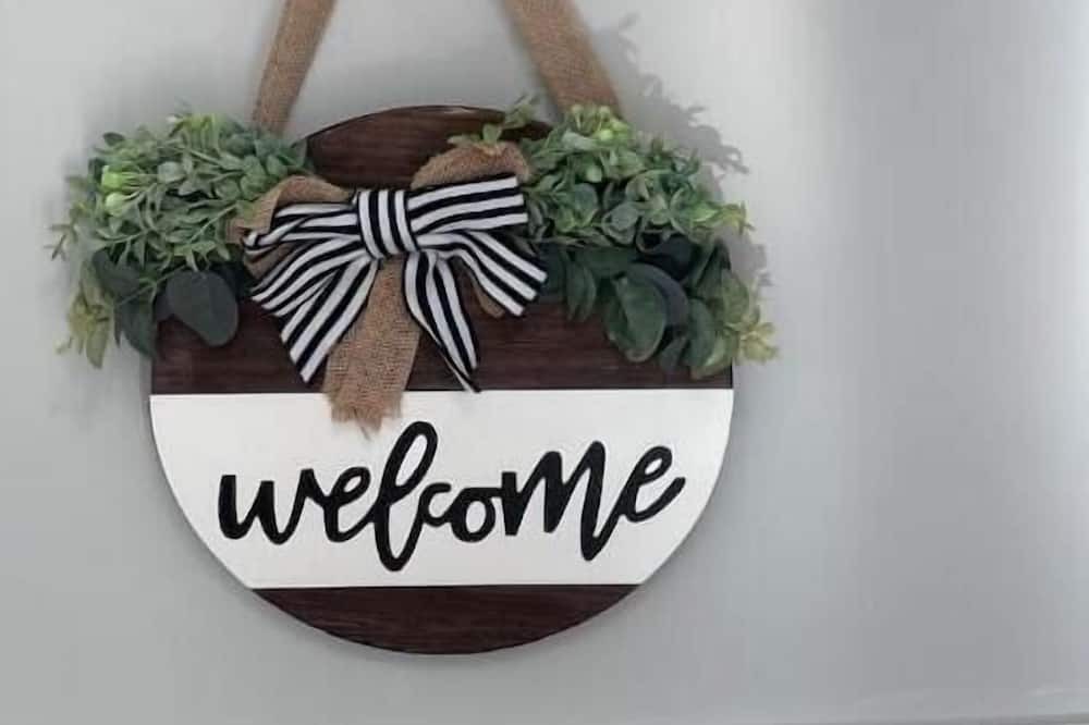 Photo of Others in Webster Square