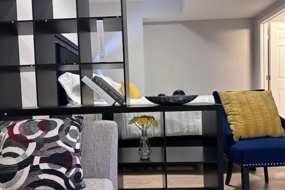 Photo of Others in Webster Square