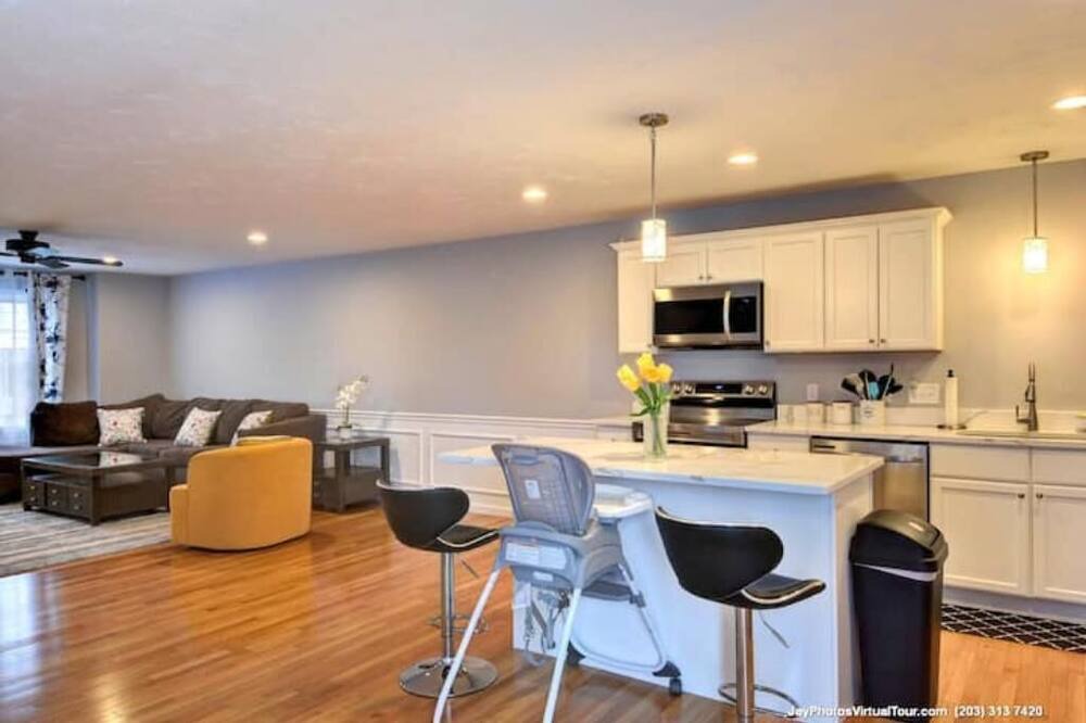 Photo of Others in Webster Square