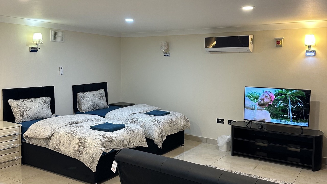 Photo of Others in Barkingside