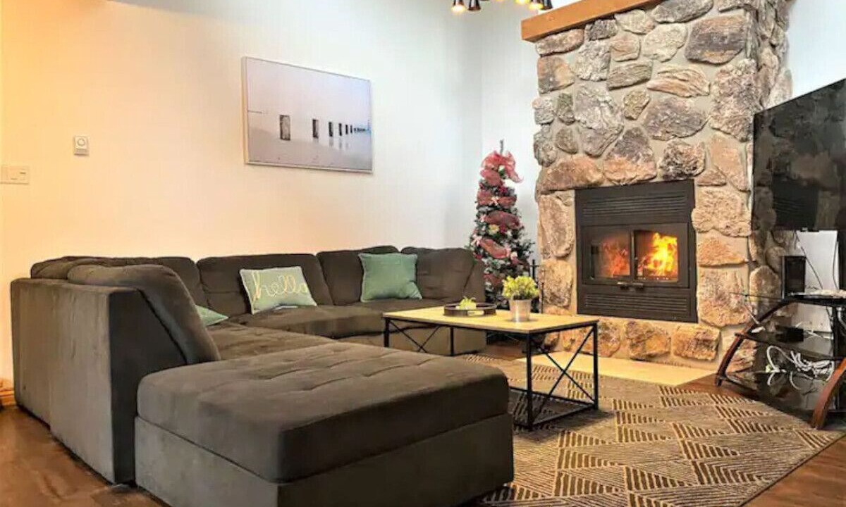 Photo of Livingroom in Sainte-Lucie-des-Laurentides
