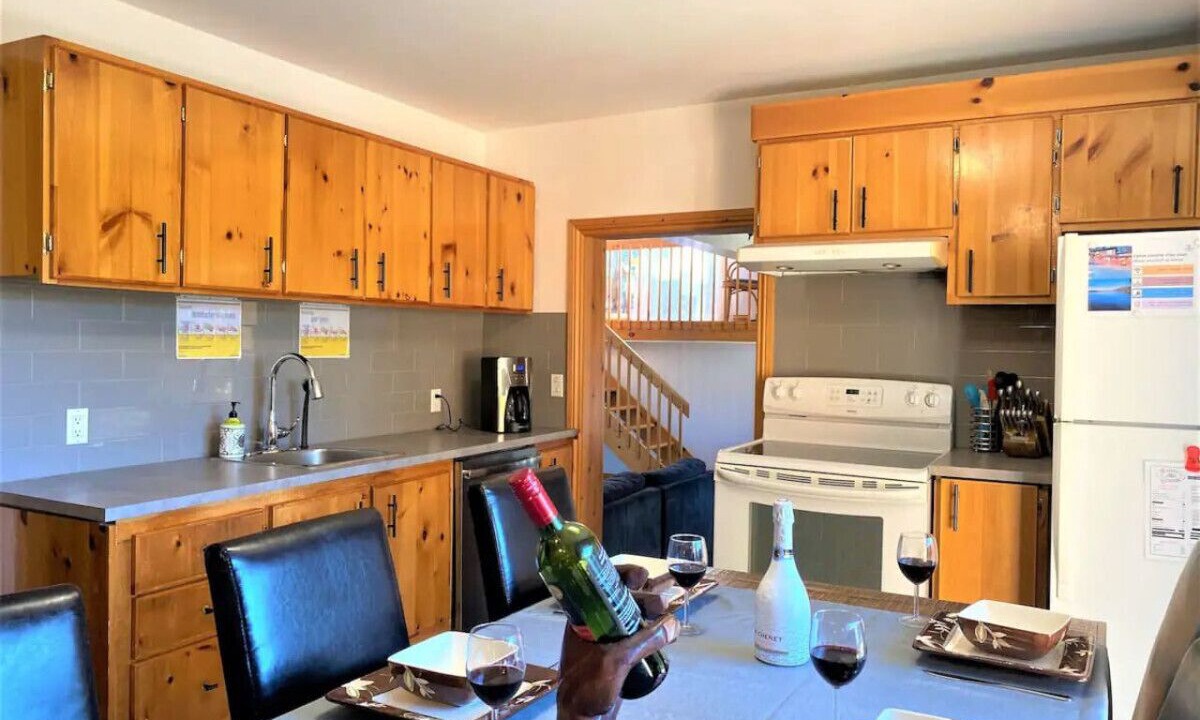 Photo of Kitchen in Sainte-Lucie-des-Laurentides