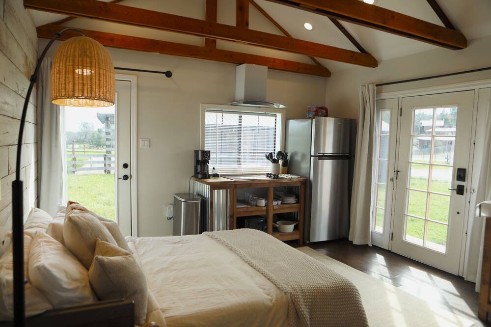 Photo of Bedroom in Jayhawk