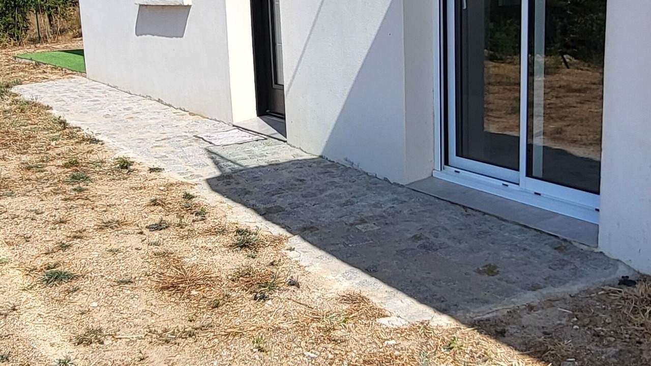 Photo of Outdoor in Peri