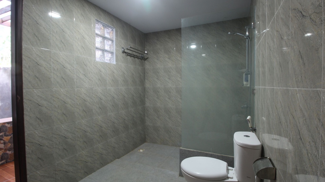 Photo of Bathroom in Banyuasri